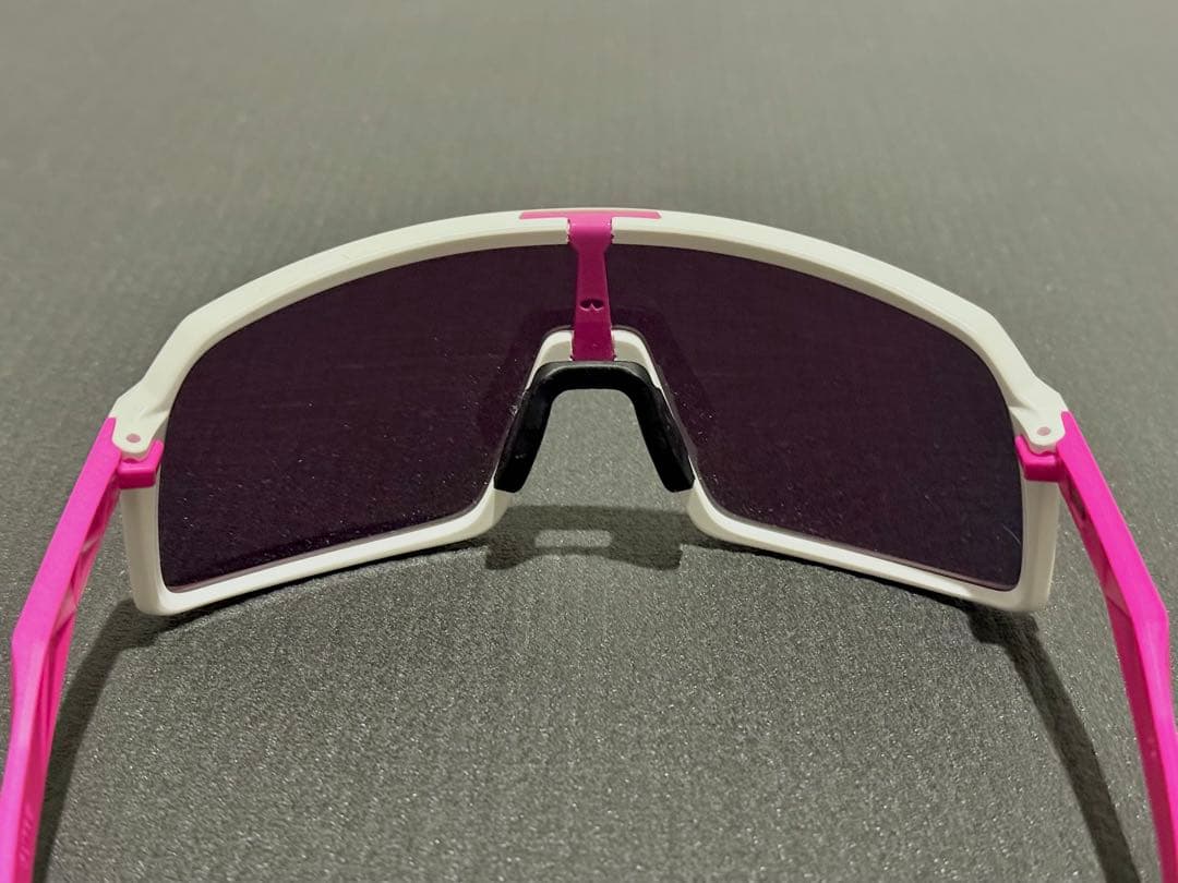 【週末お値下げ中】Oakley sutro オークリー スートロ