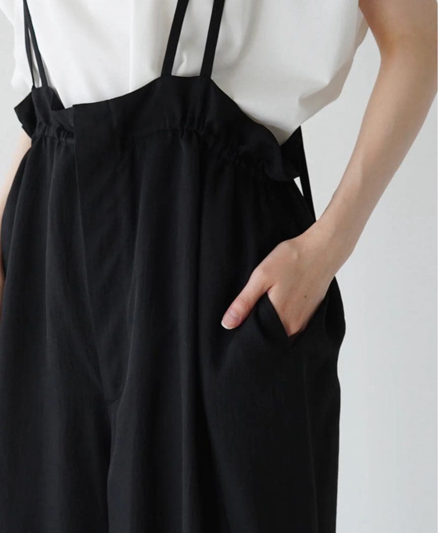 ＜SACRA＞アセテートツイル オールインワン　ブラック　サロペット