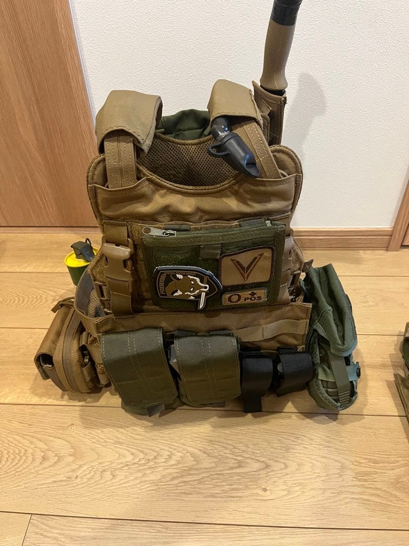 ベロシティ　プレートキャリア　その他サバゲーグッズ