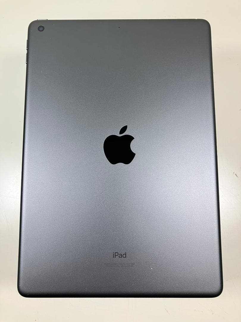 iPad 第9世代　64GB グレー　Wi-Fiモデル　4点付属品付