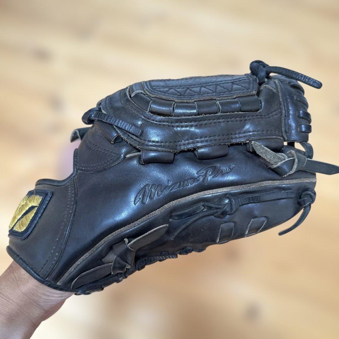 ミズノプロ　硬式　投手用　ピッチャー　ビッグM グラブ袋付き