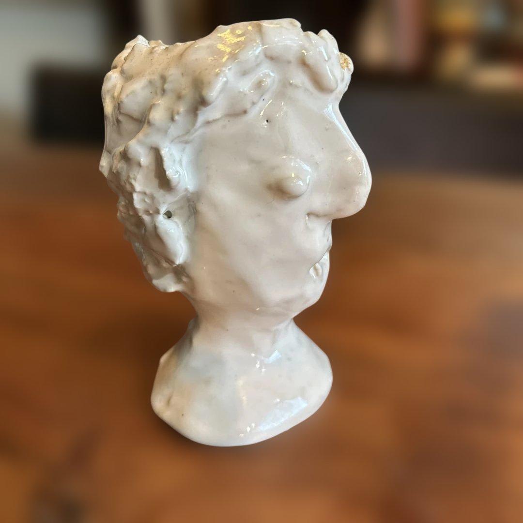 birbira karcoビルビラ2️⃣ 前髪短め、口空洞モデル