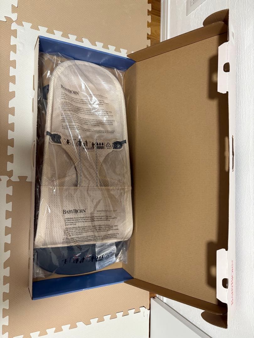 ベビービジョン　バウンサー　ピンク