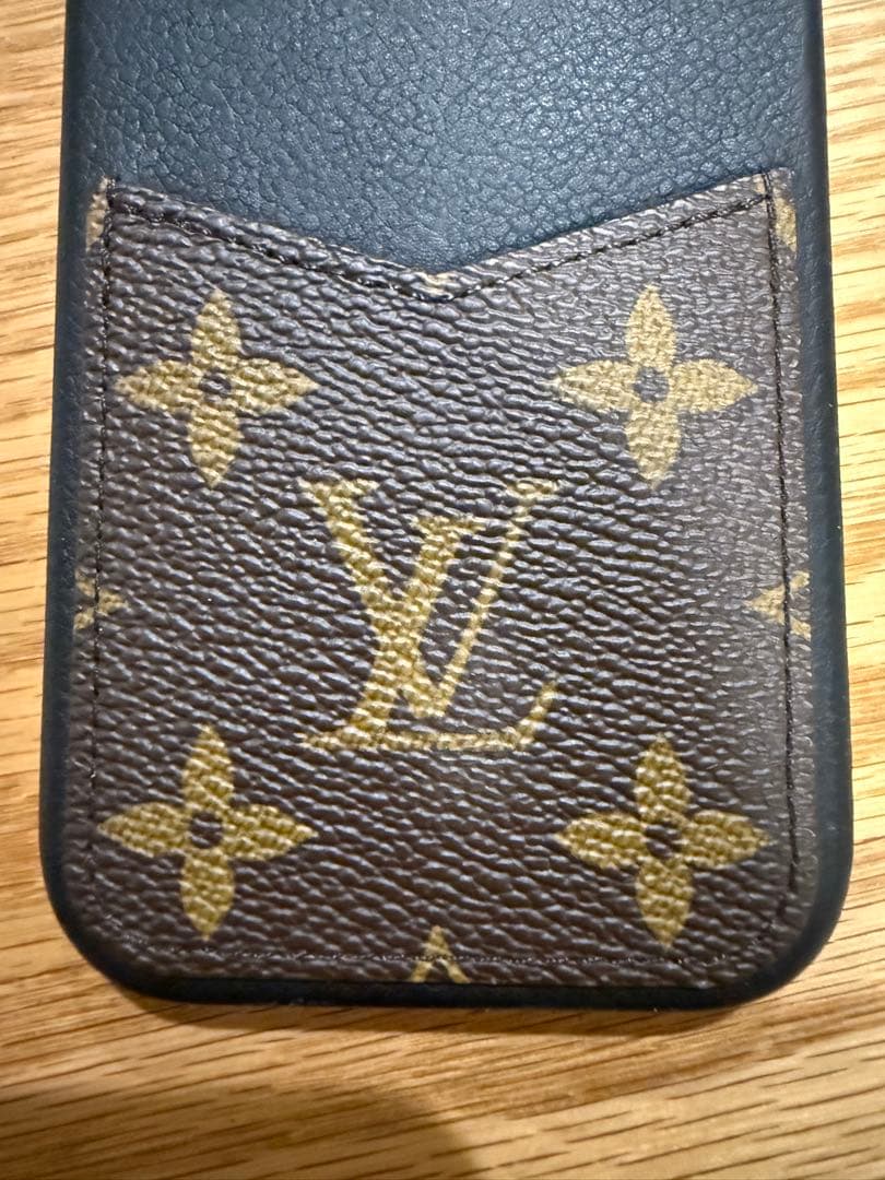 Louis Vuitton iPhone16Pro用ケース　正規品