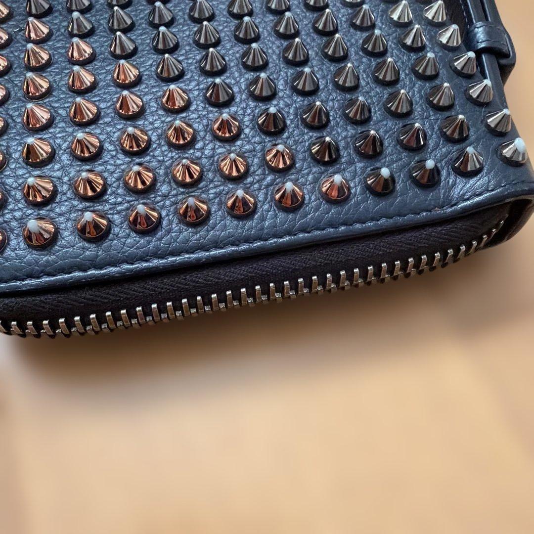 ルブタン クラッチバッグ オーガナイザー グラデーションスタッズ