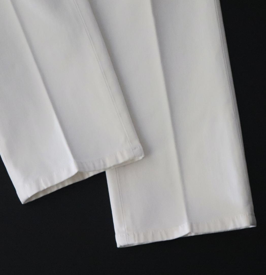 新品【ブリリア 1949】 秋冬コットンツイル ノープリーツパンツ 白 48