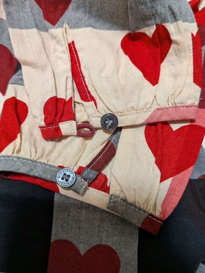 BURBERRY Children　ハート柄・チェック柄長袖ワンピース