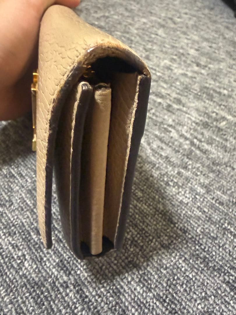 ルイヴィトン　長財布　レディース　ポルトフォイユ・カプシーヌ　箱付き　値段交渉可