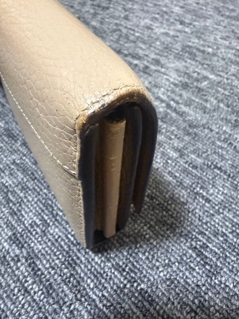 ルイヴィトン　長財布　レディース　ポルトフォイユ・カプシーヌ　箱付き　値段交渉可