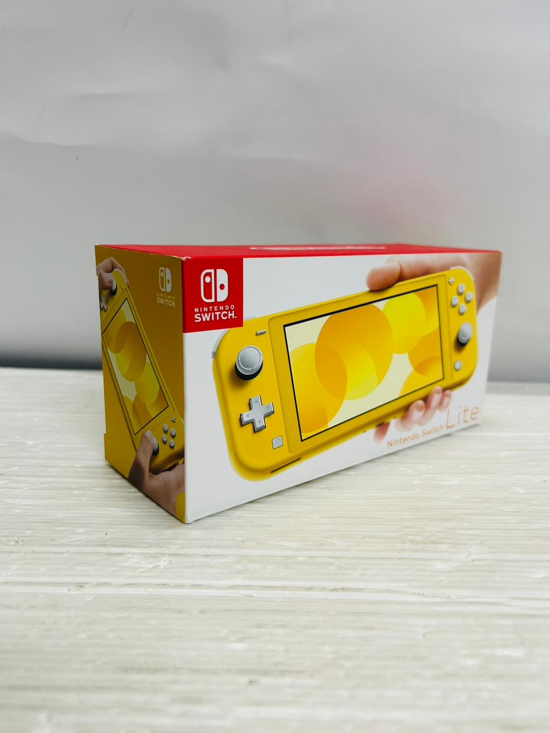 ★未使用品★極美品Nintendo Switch Lite イエロー