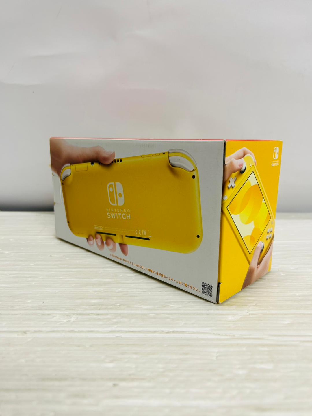 ★未使用品★極美品Nintendo Switch Lite イエロー