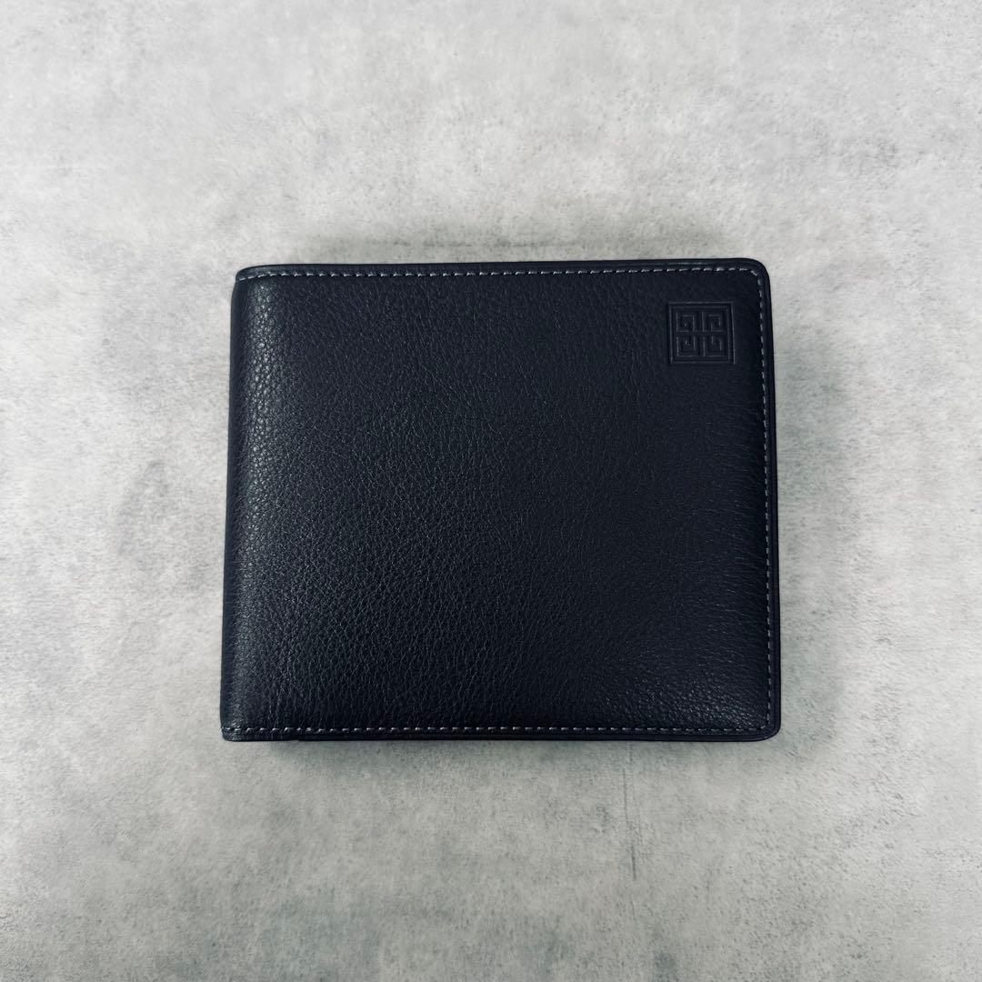 未使用✨GIVENCHY ワンポイント　4Gロゴ　レザー　二つ折り財布 黒