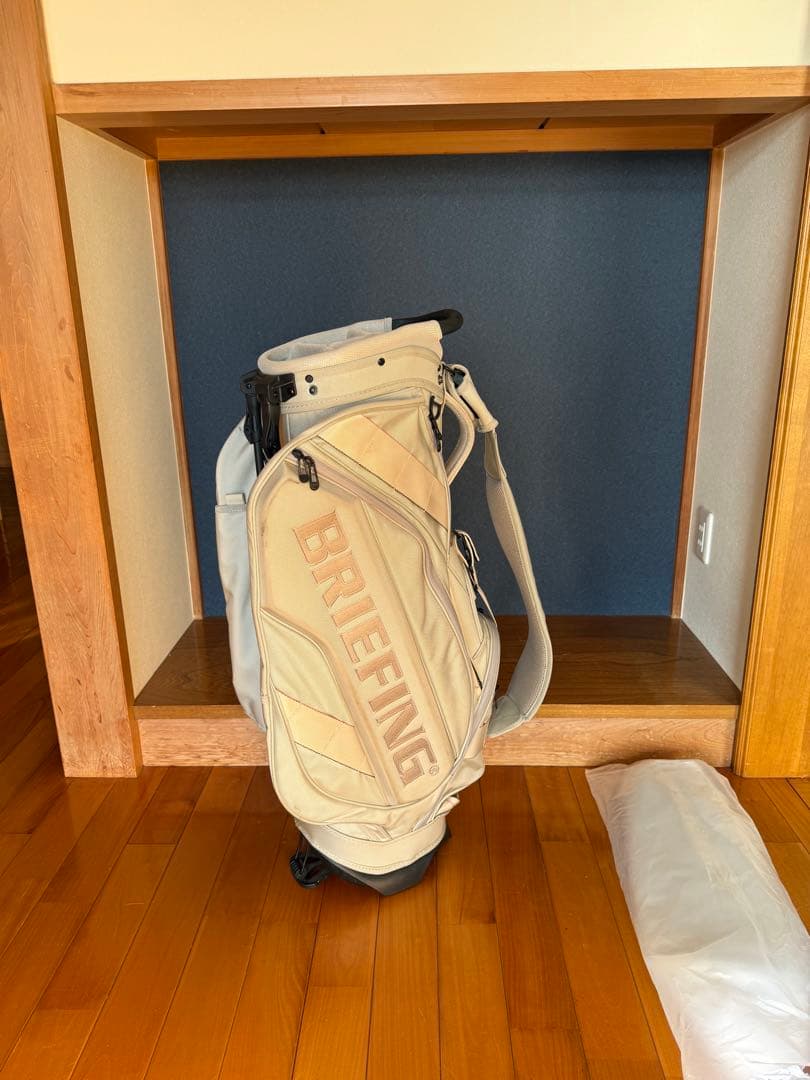 【最高級ライン】BRIEFING CR-10ブリーフィングキャディバッグシルバー