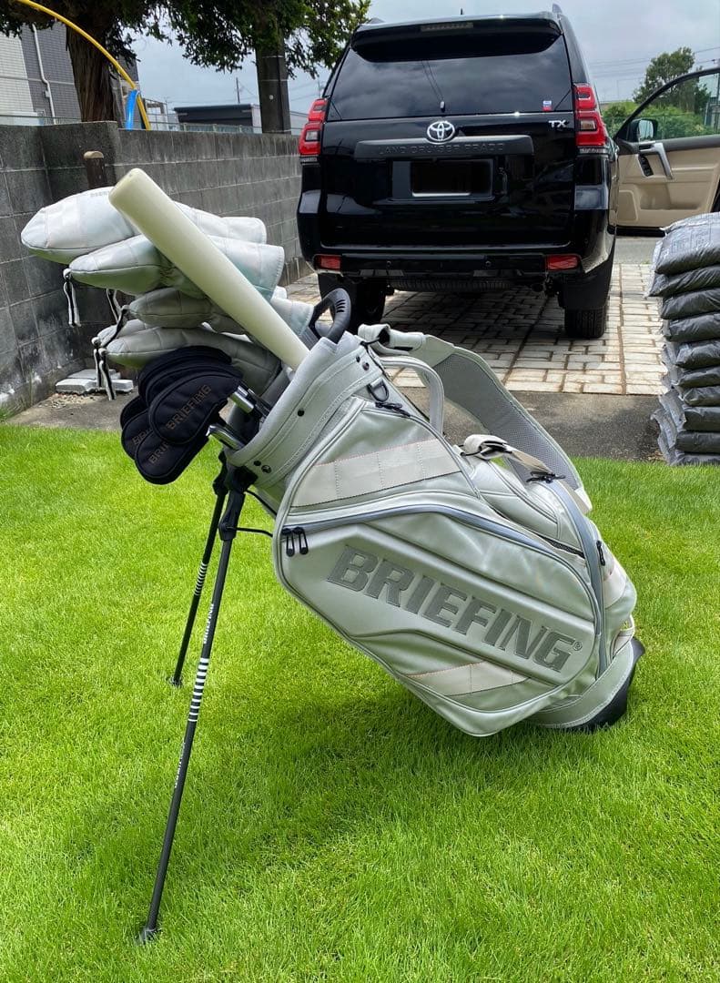【最高級ライン】BRIEFING CR-10ブリーフィングキャディバッグシルバー
