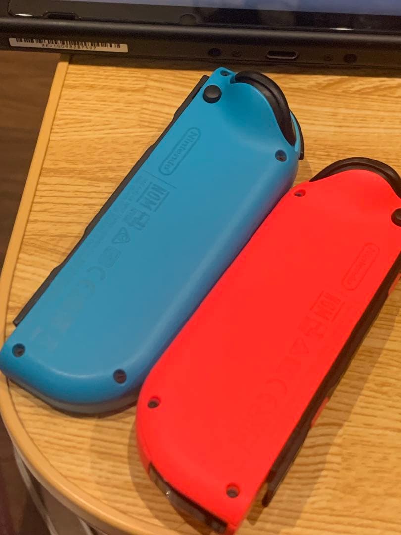Nintendo switch 本体　桃鉄ソフト付き