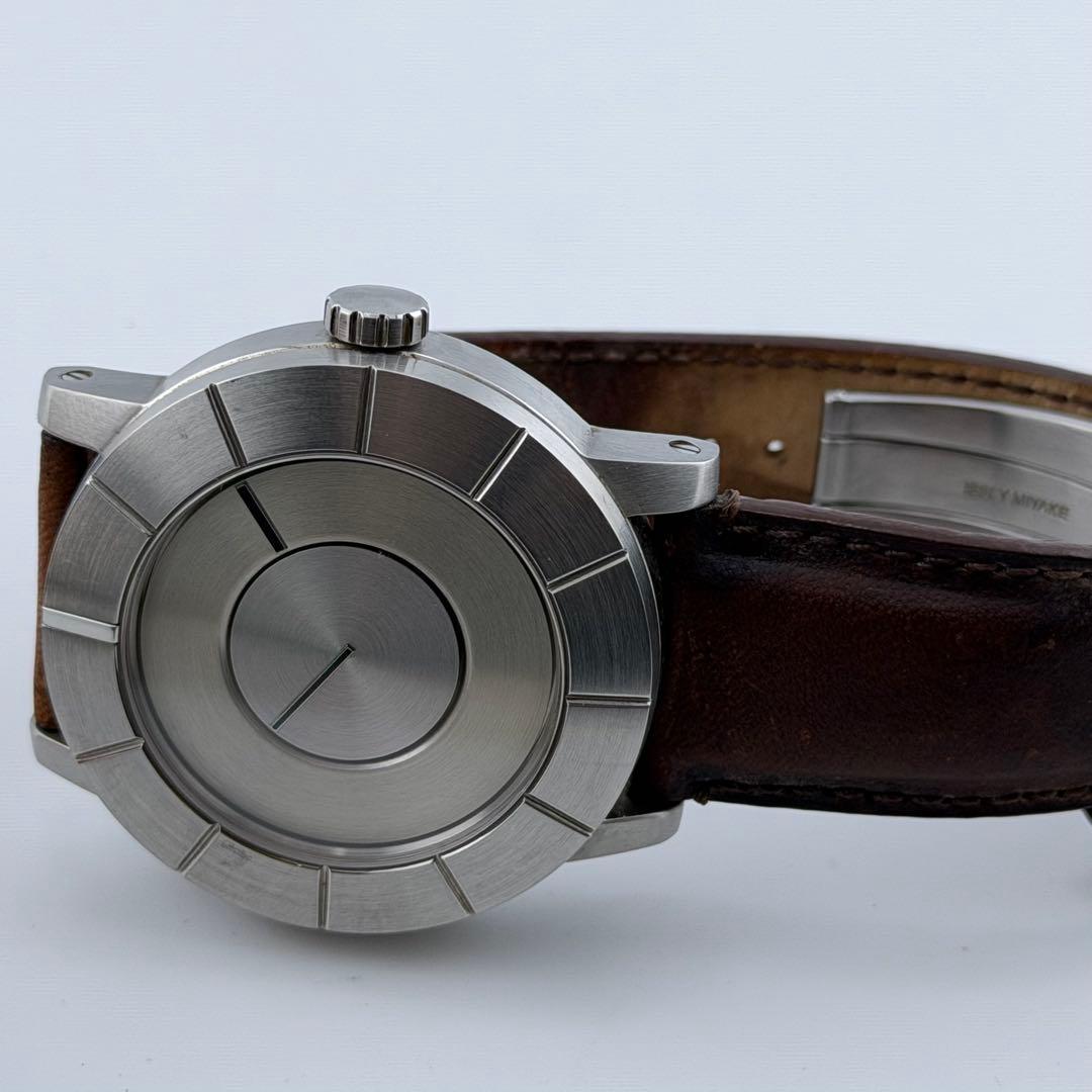 【超希少】イッセイミヤケ　自動巻　吉岡モデル　NE15-0020 シルバー