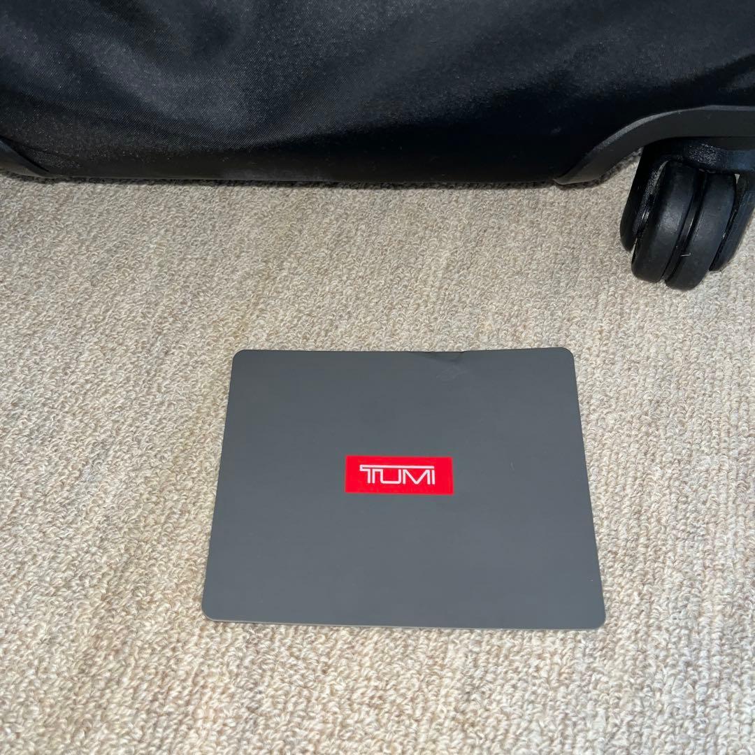 TUMI ブラック レディース　キャリーオンケース4輪