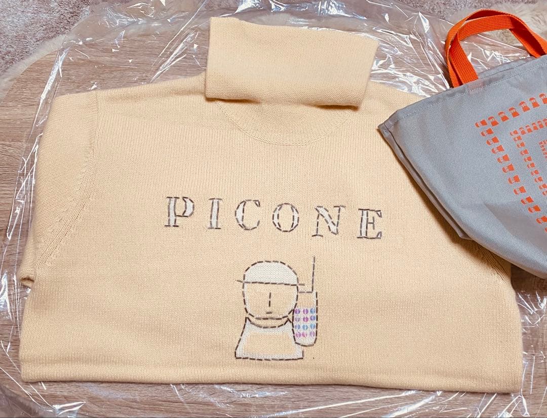 新品 PICONE ビーズ刺繍デザイン ハイネックセーター 38
