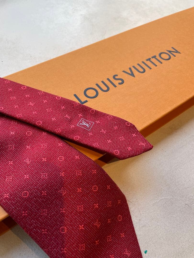 【美品】LOUIS VUITTON ボルドー ネクタイ　現行モデル