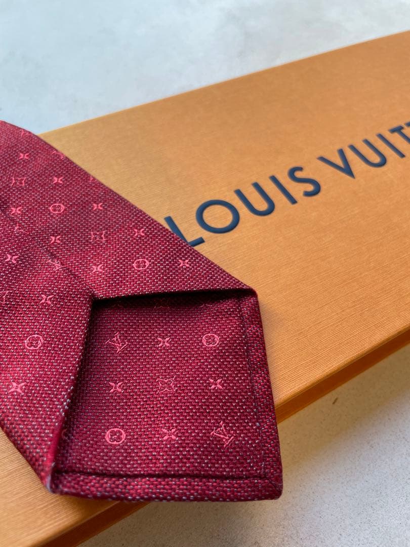 【美品】LOUIS VUITTON ボルドー ネクタイ　現行モデル