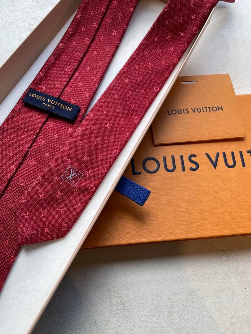 【美品】LOUIS VUITTON ボルドー ネクタイ　現行モデル