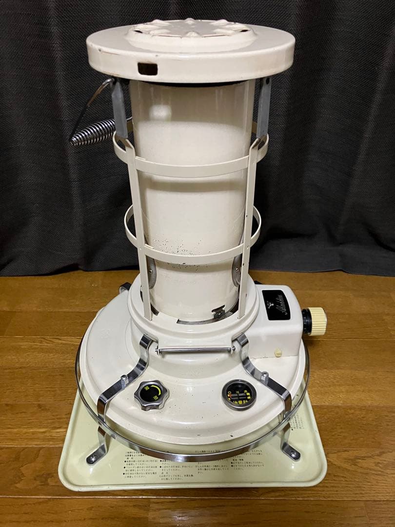 タ*グ様 アラジン ブルーフレーム 石油ストーブ　清掃 動作確認済
