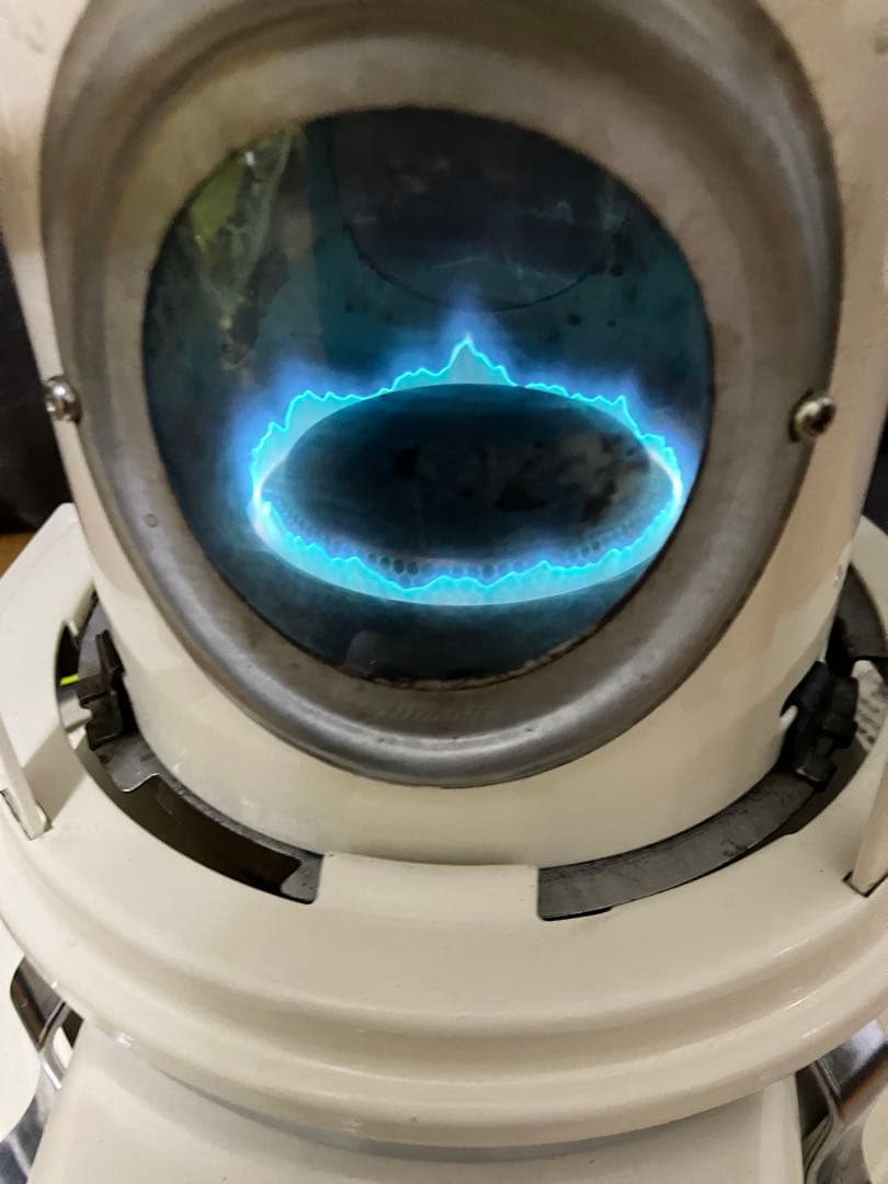 タ*グ様 アラジン ブルーフレーム 石油ストーブ　清掃 動作確認済