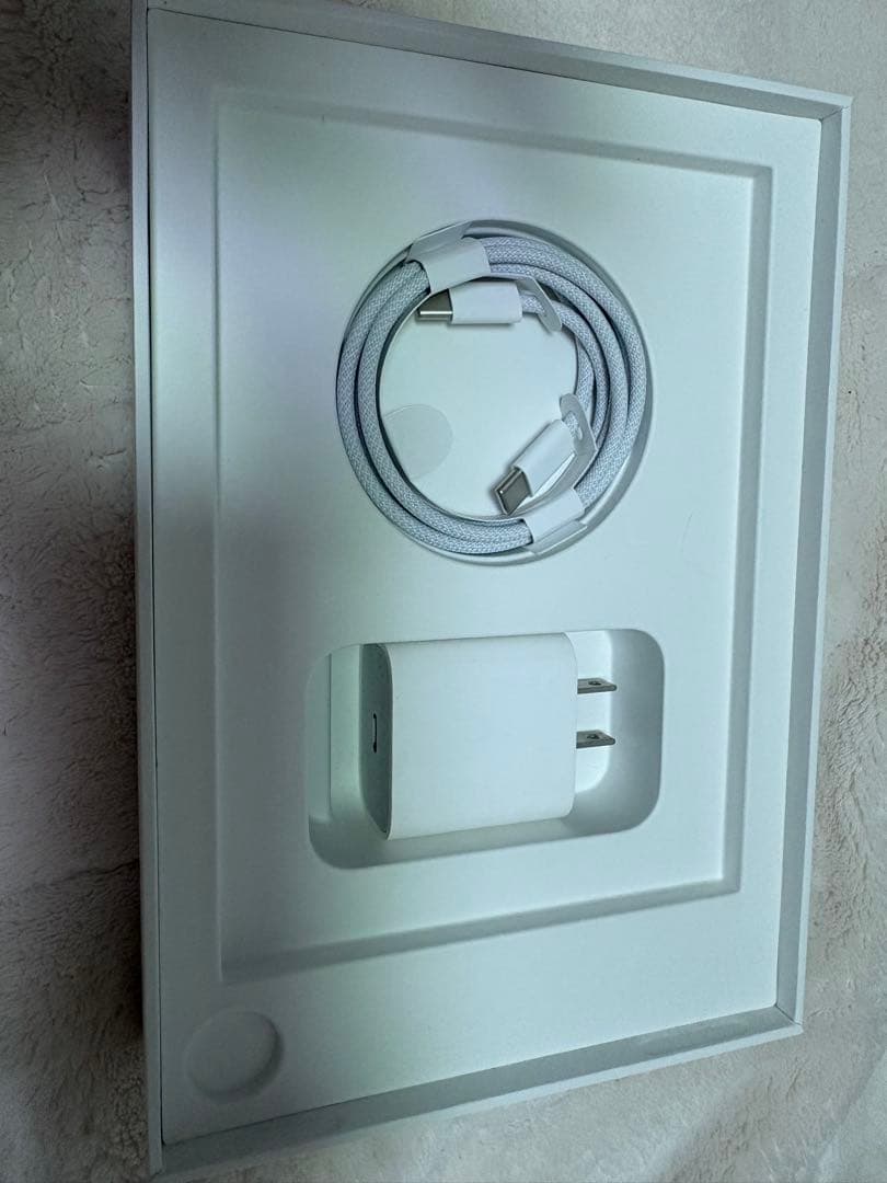 iPad mini 第7世代 Wi-Fi 128GB スターライト 美品