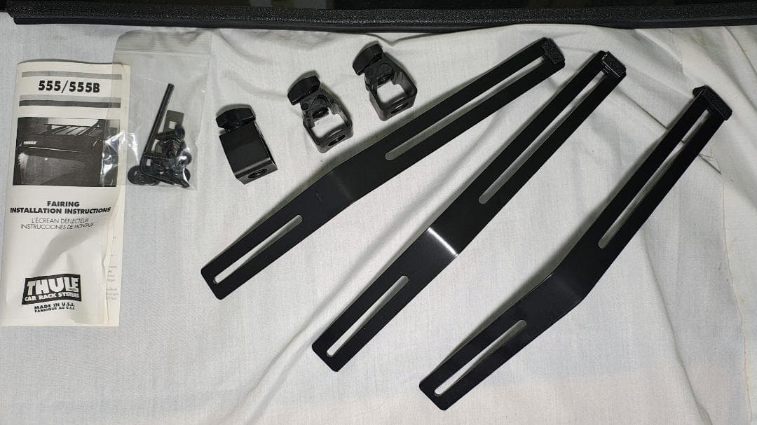 Thule Fairing 555/555B 風切り音低減パーツ　廃盤希少品