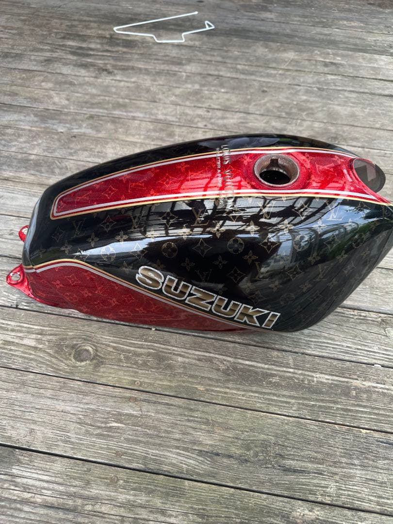 スズキ gsx400f/gsx400fs 外装セット　LVカラー