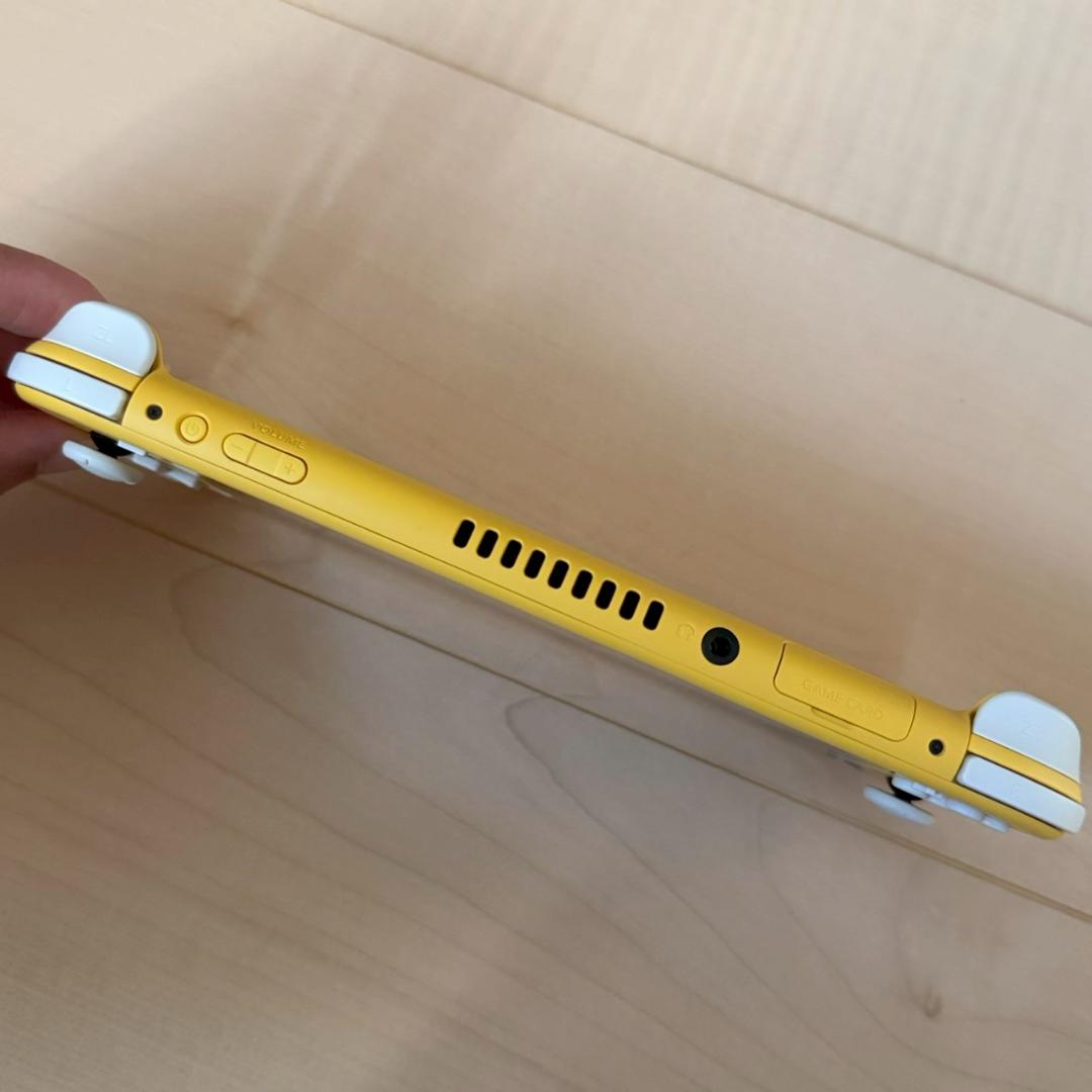 【美品/箱あり】Nintendo Switch Lite 本体　イエロー　任天堂