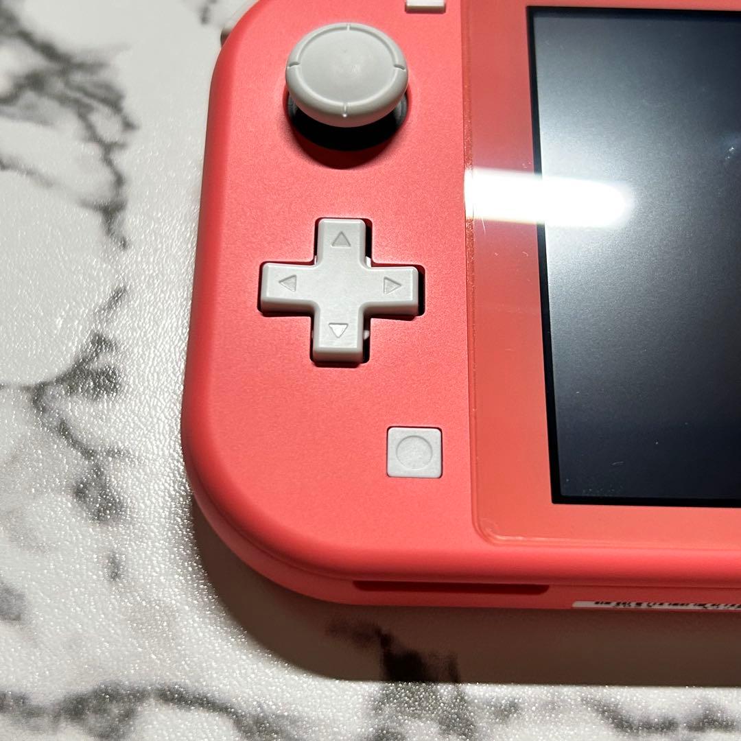 バ*ム様 Nintendo Switch Lite コーラルピンク しずえアロハ