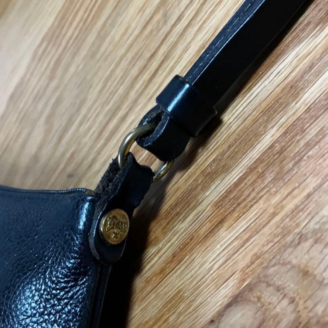 イルビゾンテ ショルダーバッグ 本革 レザー ブラック