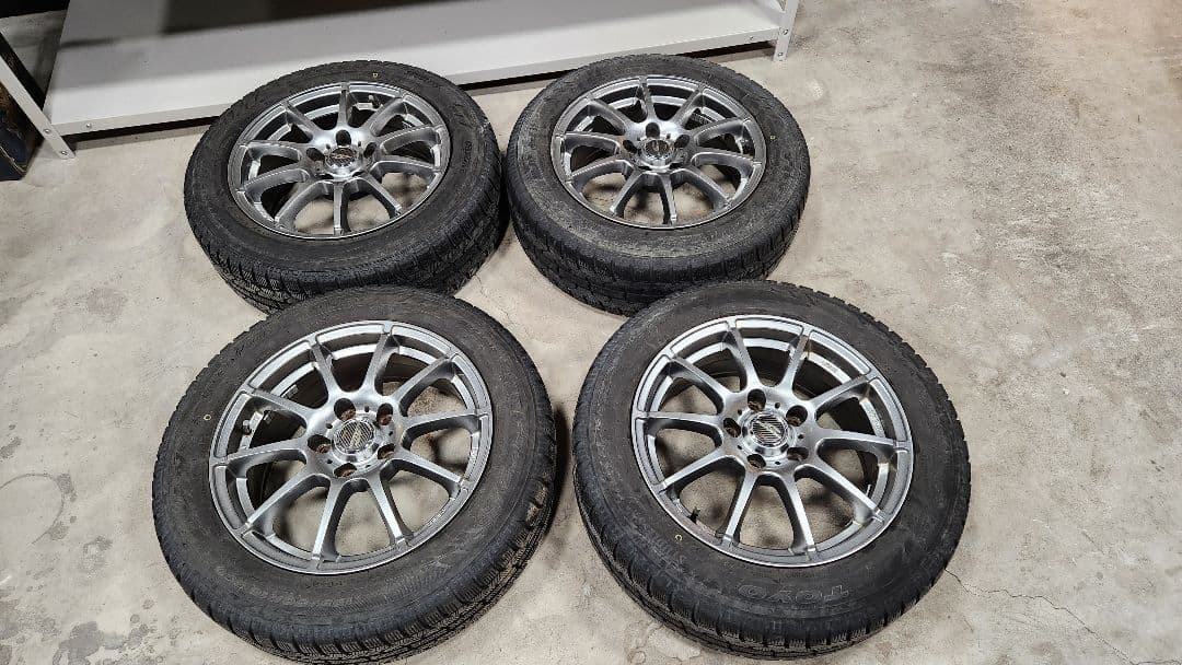 ①専用出品195/60r16　スタッドレスタイヤホイール付き2本