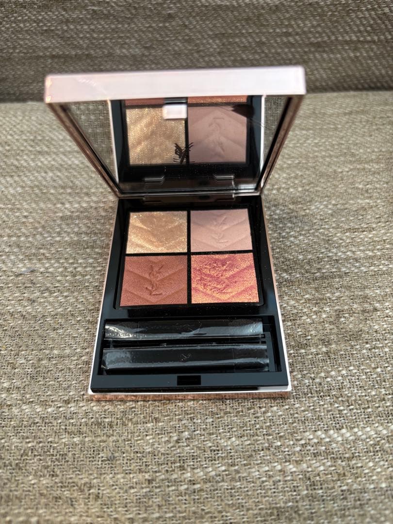 【限定】YSL クチュール ミニクラッチ 825 アイシャドウ YSL 限定