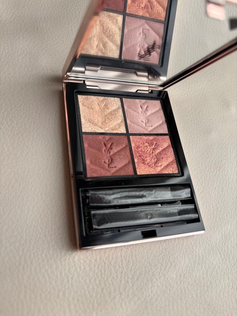 【限定】YSL クチュール ミニクラッチ 825 アイシャドウ YSL 限定