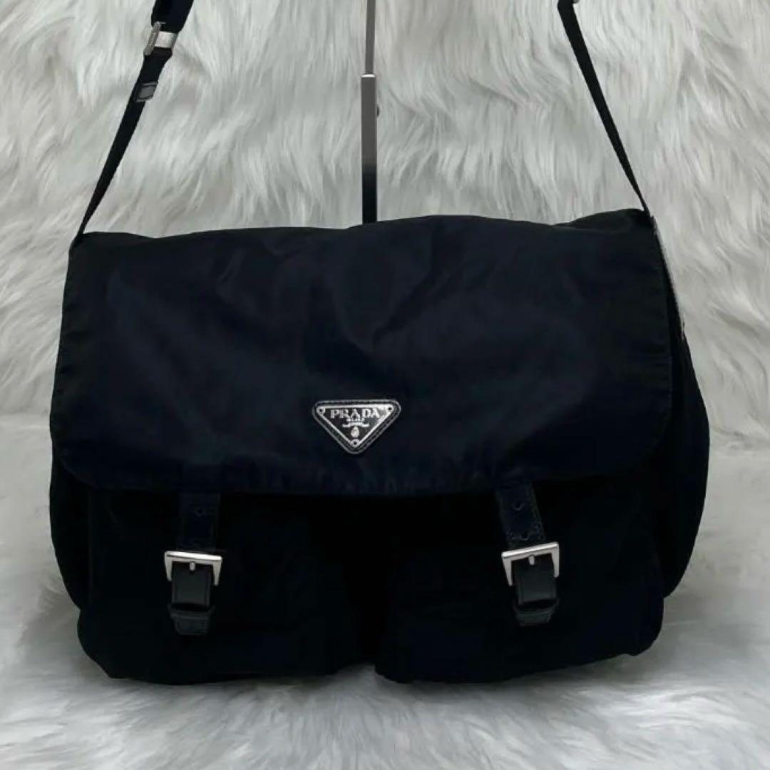 極美品✨PRADA プラダ　ナイロン ショルダーバッグ　三角プレート　白タグあり