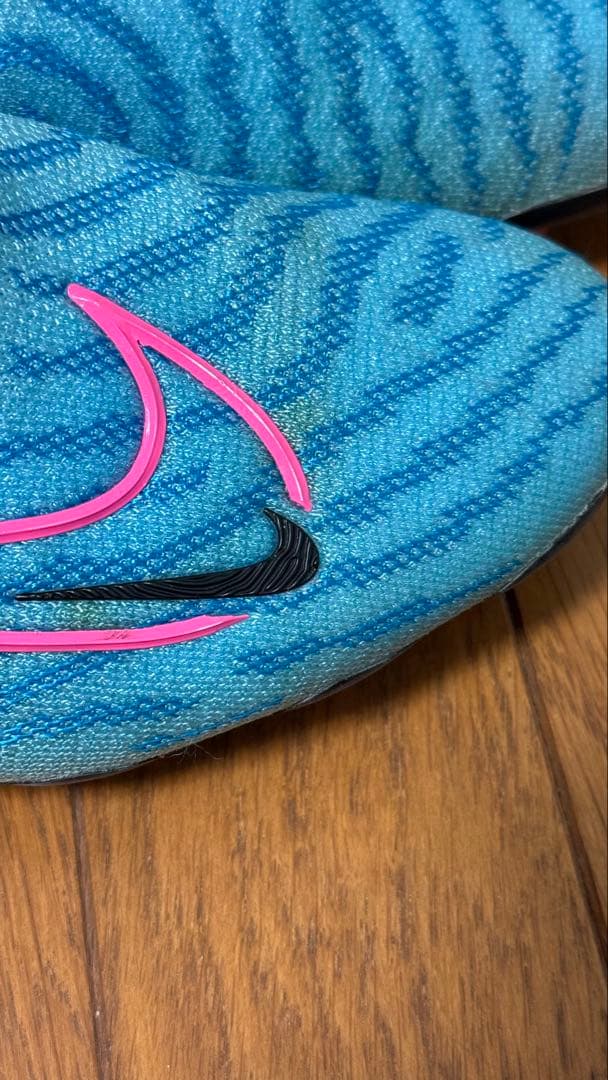 サッカースパイク ファントムgx