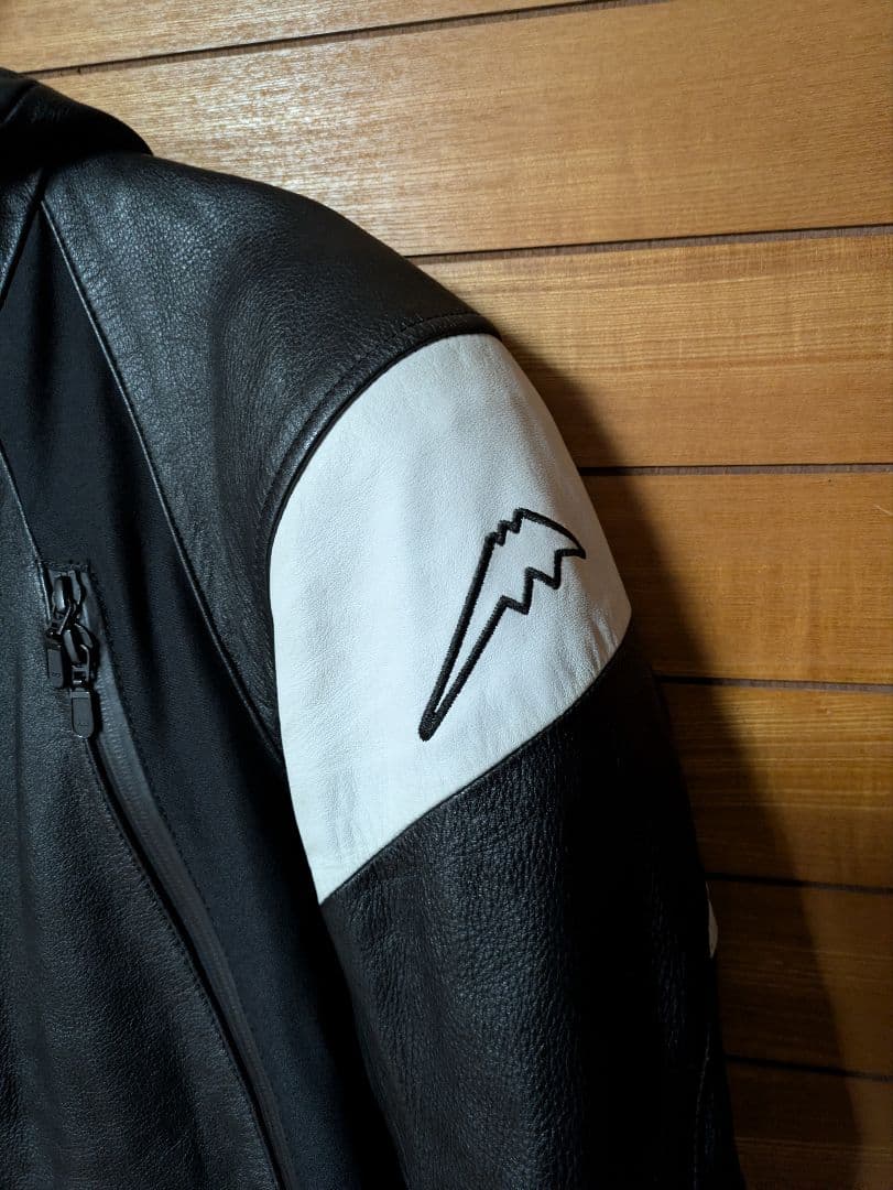 クシタニ　REGULATOR JACKET