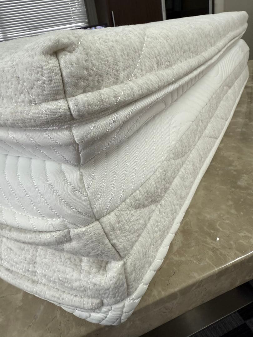 ⑨✨快適快眠✨OASIS シングル 布団 三つ折り コアラ(R) ✨お買得品！