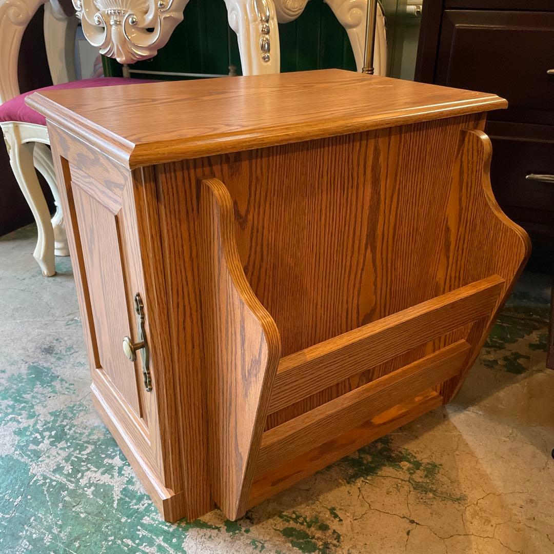 お値下げ‼︎ アメリカ製・サイドテーブル・ナイトテーブル