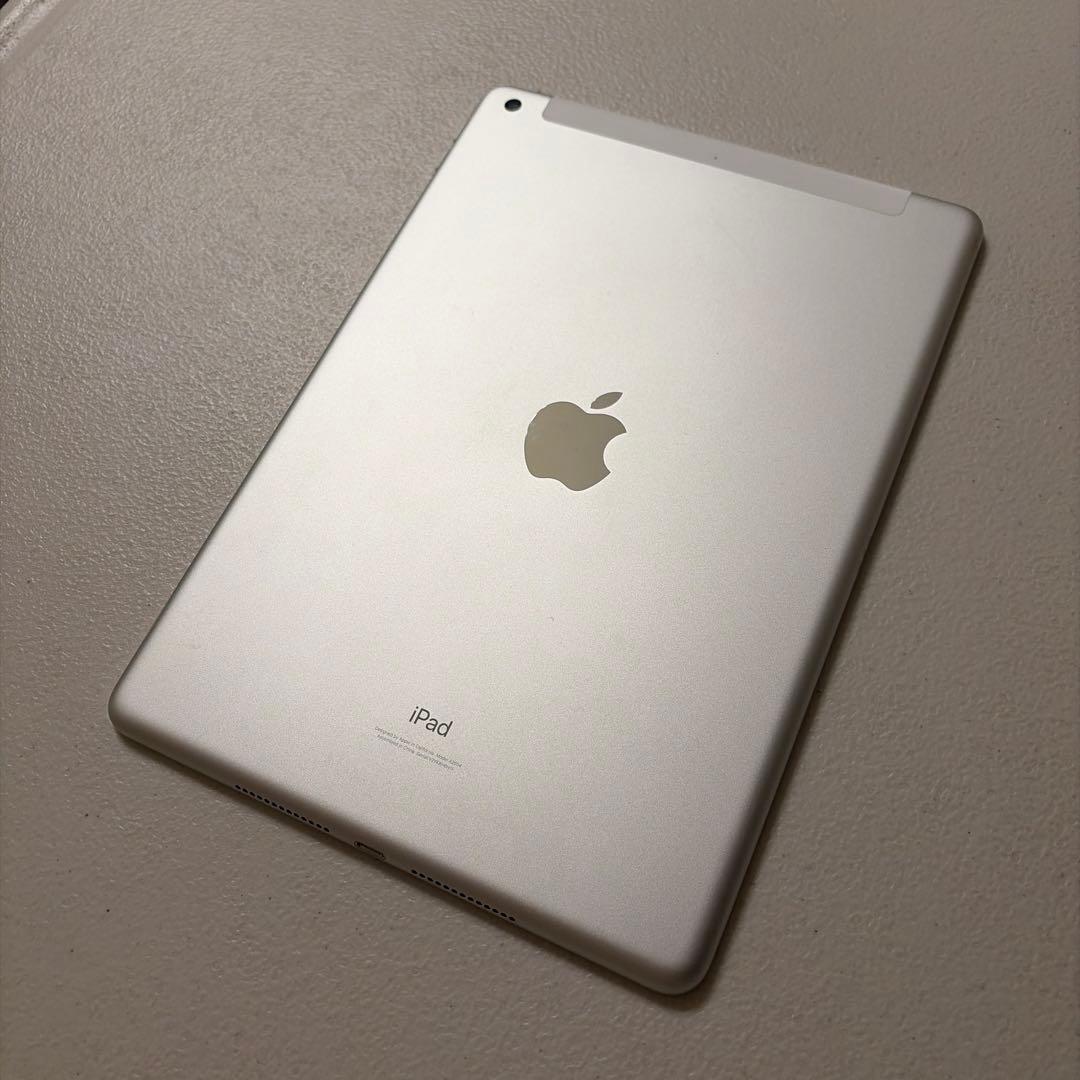 iPad 第9世代 SIMフリー 64GB シルバー