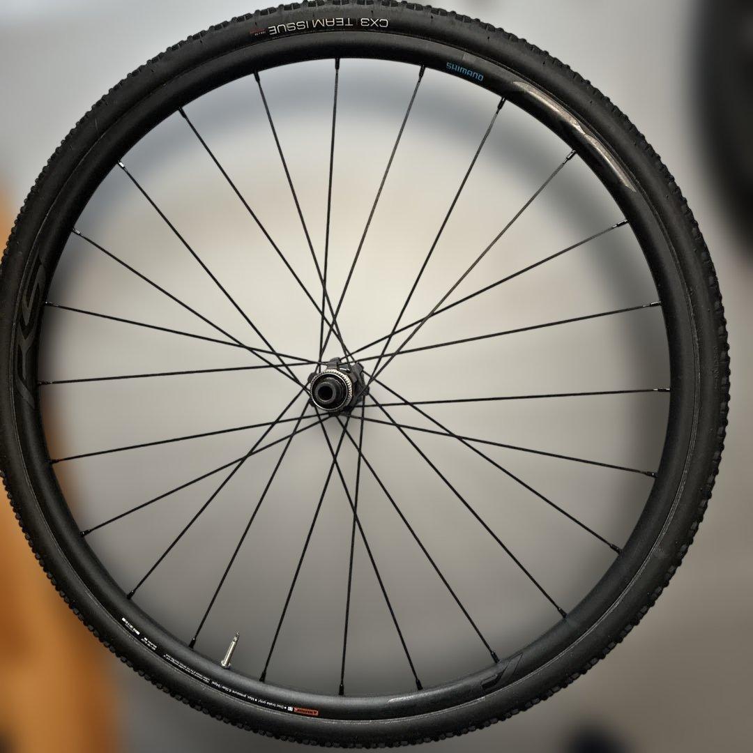シクロクロスで使用シマノホイール前後2セット多数おまけ付き