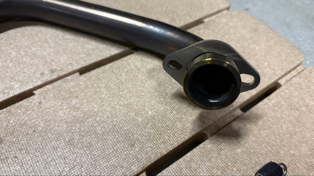 スズキGSX-R125 YOSHIMURA サイクロンマフラーチタンブルーカバー