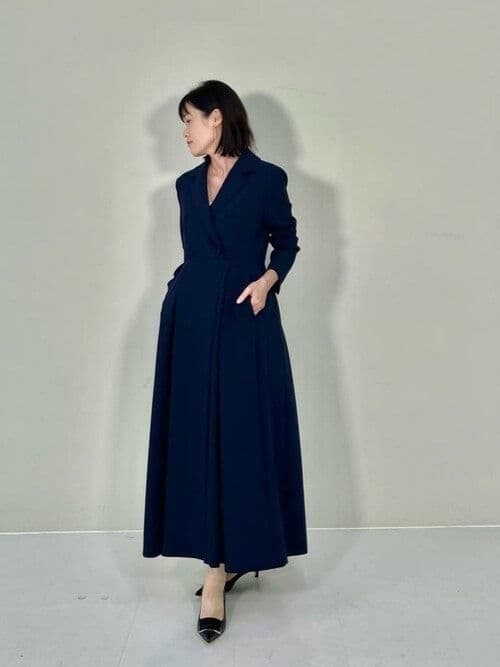 COLUMN　襟付きシェイプワンピース