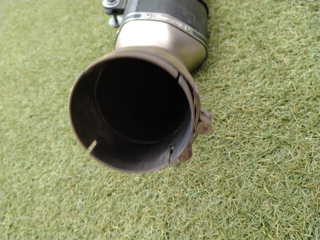 ＦＺ-１Akrapovič カーボンファイバーチタン マフラー　アクラポビッチ