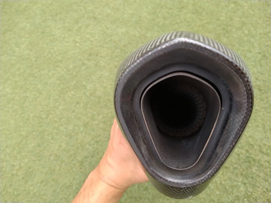 ＦＺ-１Akrapovič カーボンファイバーチタン マフラー　アクラポビッチ