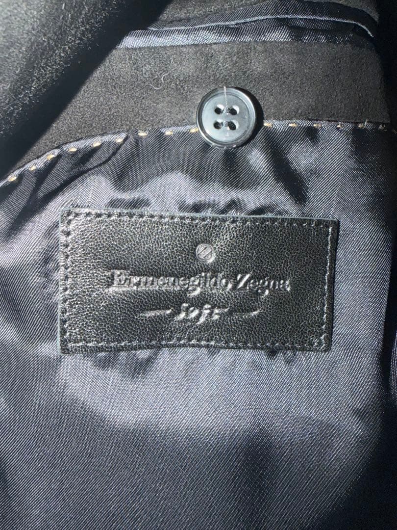 Ermenegildo Zegna「Soft」黒いスエード製テーラードジャケット