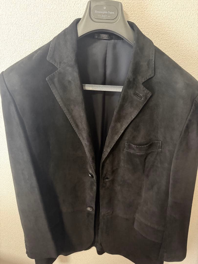Ermenegildo Zegna「Soft」黒いスエード製テーラードジャケット