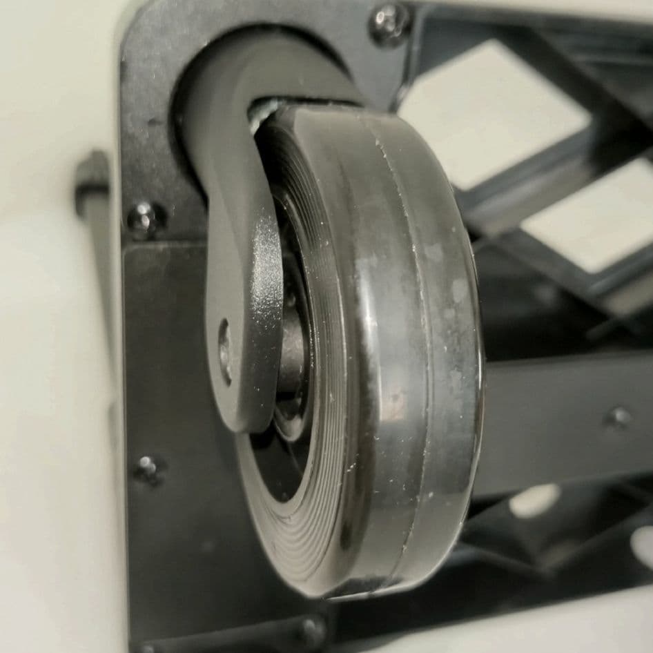 ✨未使用級✨スワニー　ルバンド　キャリーバッグ ４輪ストッパー付　Lサイズ